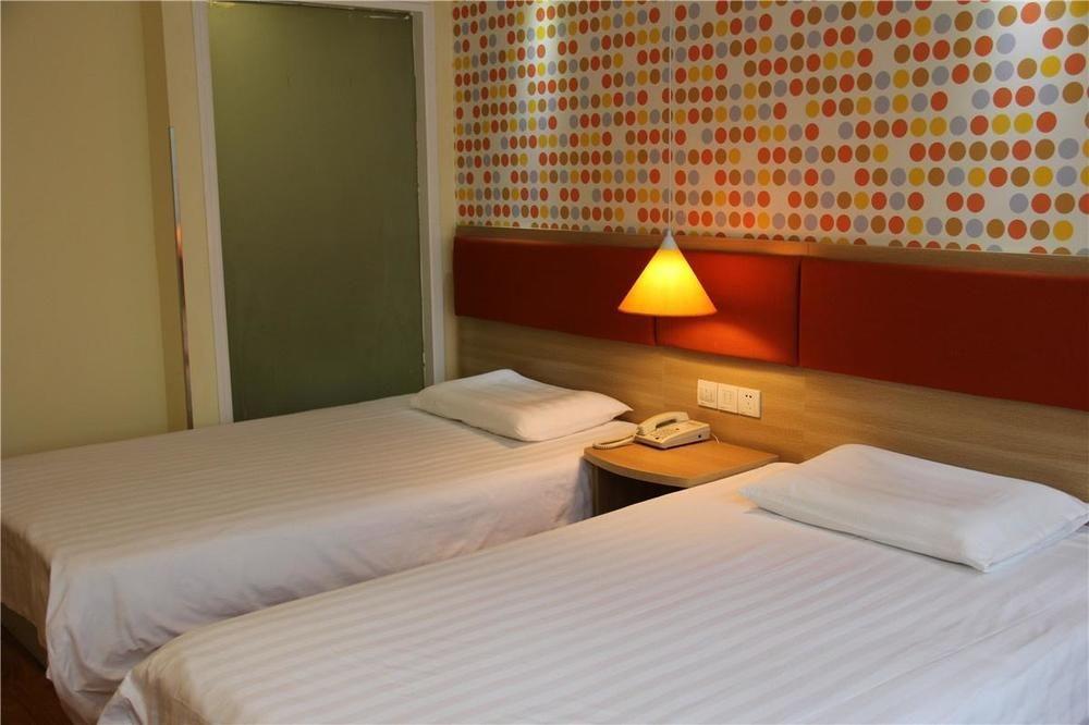 Home Inn Chengdu Kuanzhai Alley New City Square 외부 사진