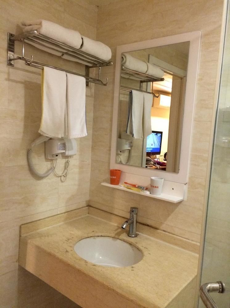 Home Inn Chengdu Kuanzhai Alley New City Square 외부 사진